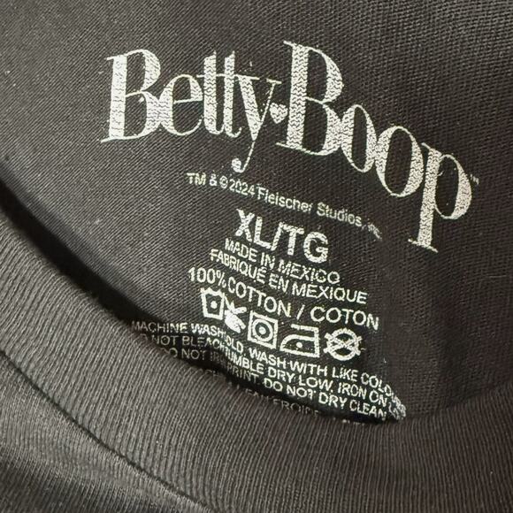 Betty Boop Wild Child Motorcycle Biker Short Sleeve Graphic T-Shirt Size XL Tee - Picture 4 of 6